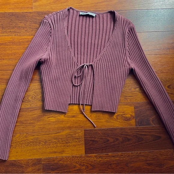 Zara Ribbed Knit Top - Picture 6 of 6